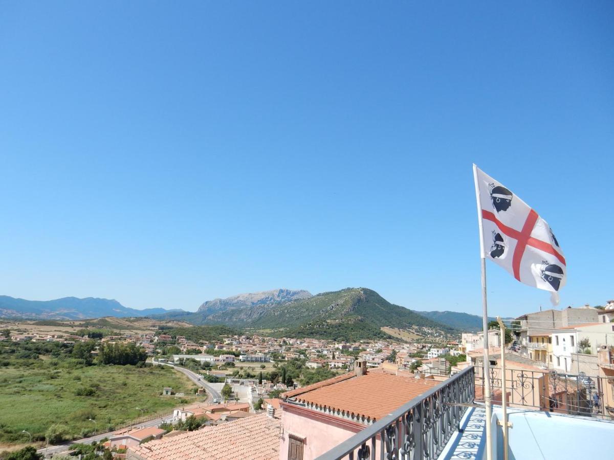 B&B Eleonora D'Arborea, Centro Storico Posada  Eksteriør billede